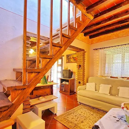 Casa Margherita 1 By Posarellivillas Villa