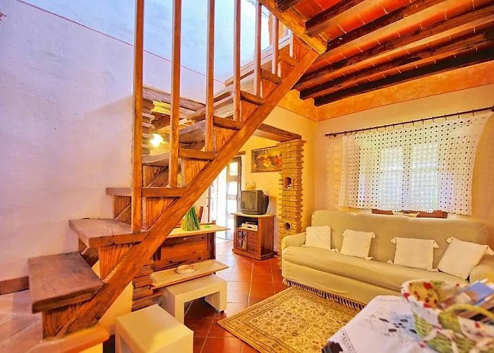 Casa Margherita 1 By Posarellivillas Villa